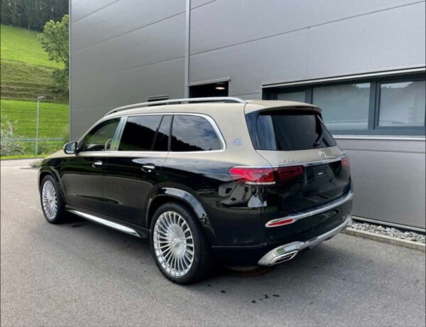 Mercedes-Benz GLS MAYBACH 2023 model