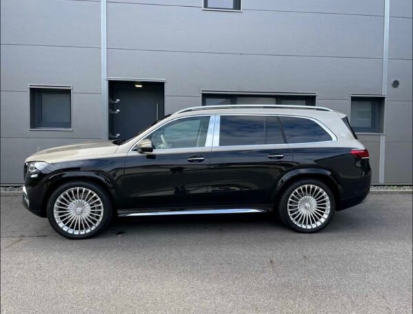 Mercedes-Benz GLS MAYBACH 2023 model